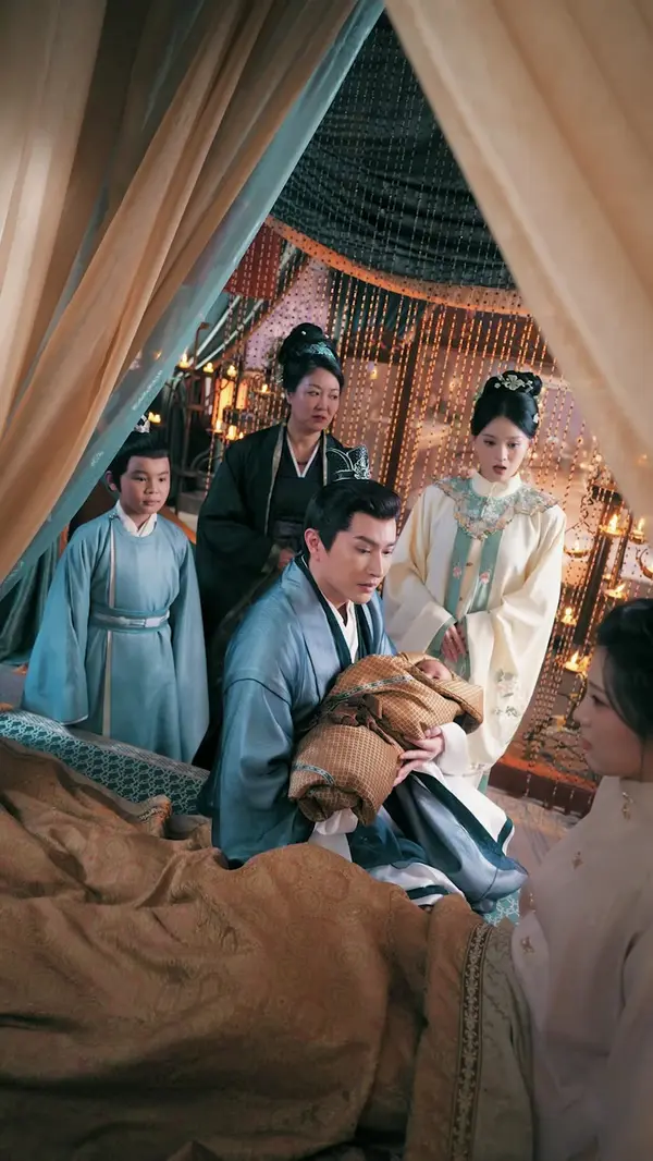 Noble Wife, Raising Her Revenge(Dubbed)
