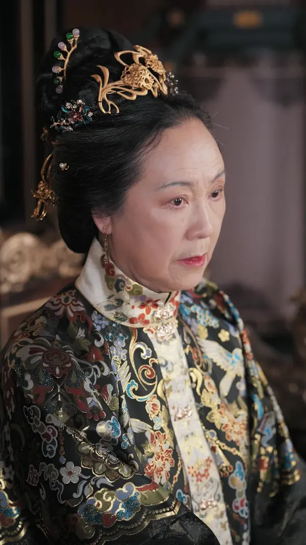 Noble Wife, Raising Her Revenge(Dubbed)