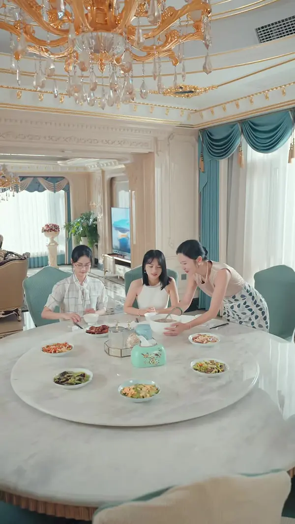 The Heiress Who Won With Brains(Dubbed)