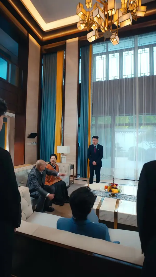 Planned to Retire, But Married the Boss(Dubbed)