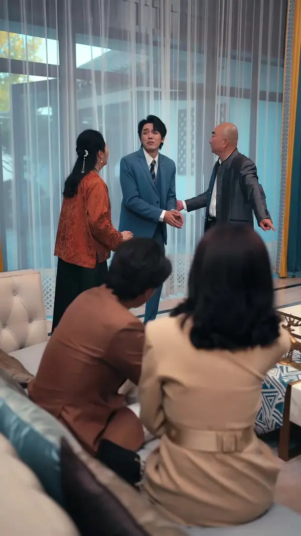Planned to Retire, But Married the Boss(Dubbed)