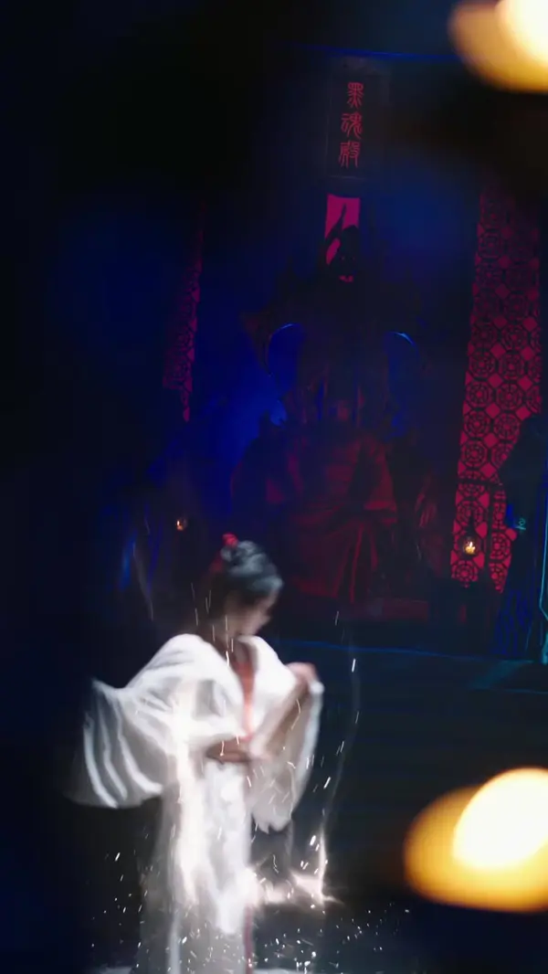 Ruthless Heiress Claims the Throne(Dubbed)