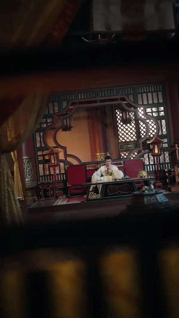 Ruthless Heiress Claims the Throne(Dubbed)
