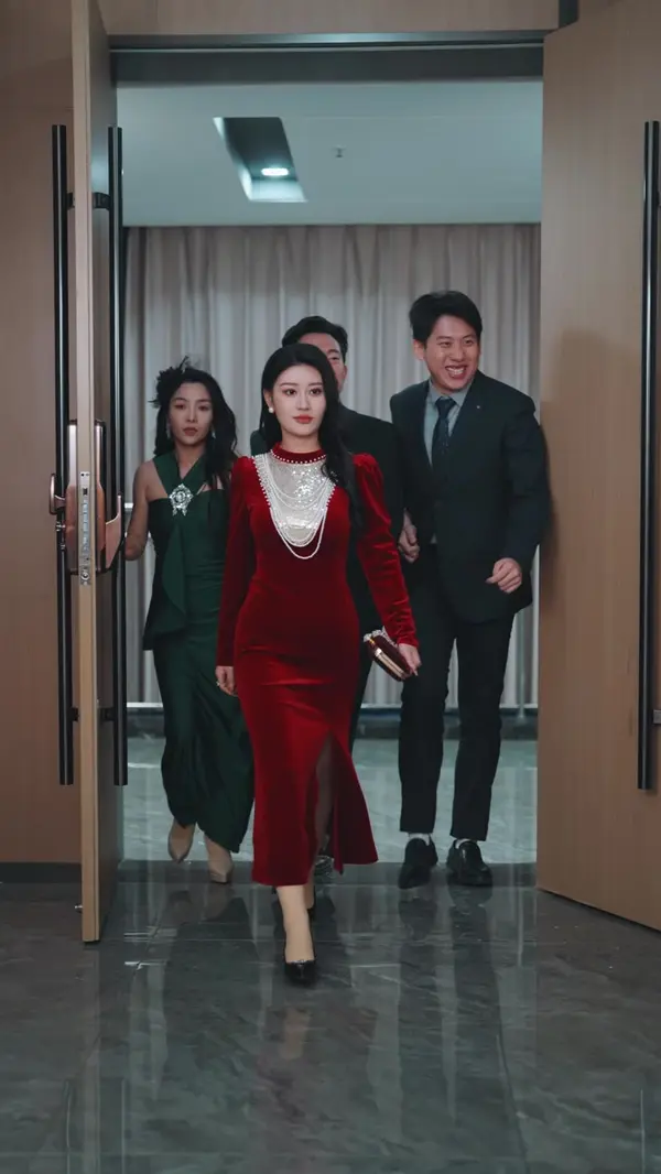 The Heiress Returns at Forty(Dubbed)