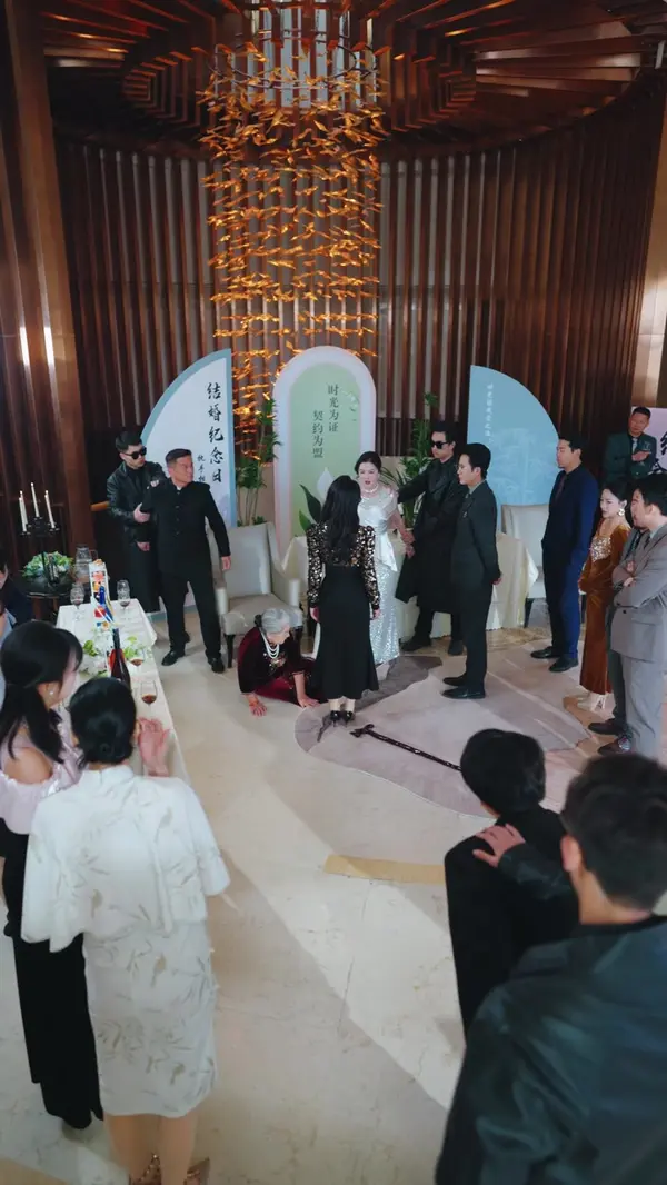 The Heiress Returns at Forty(Dubbed)