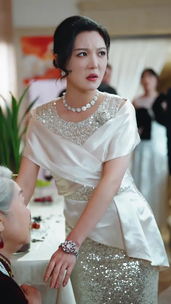 The Heiress Returns at Forty(Dubbed)