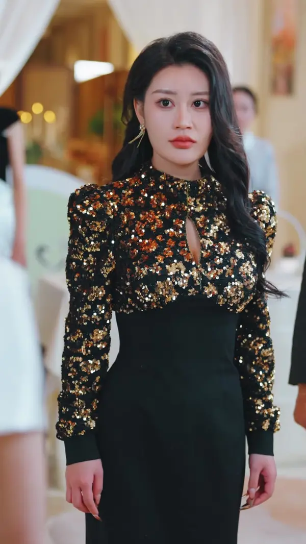 The Heiress Returns at Forty(Dubbed)