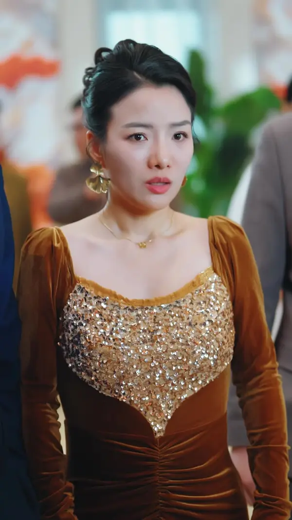 The Heiress Returns at Forty(Dubbed)