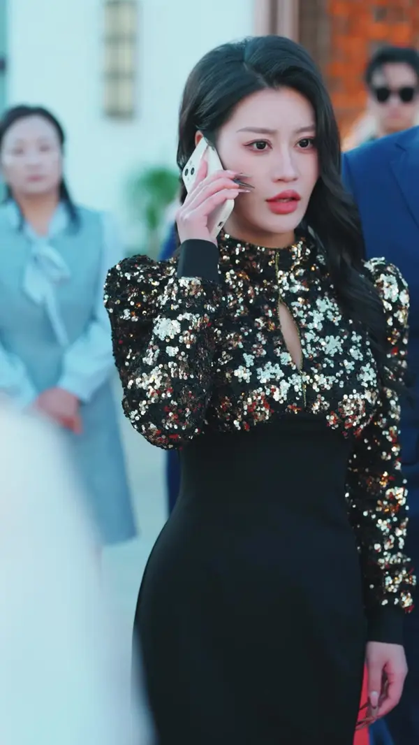 The Heiress Returns at Forty(Dubbed)