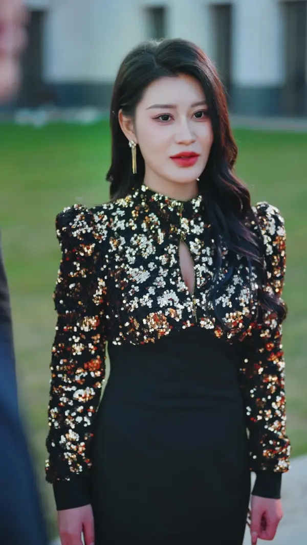 The Heiress Returns at Forty(Dubbed)