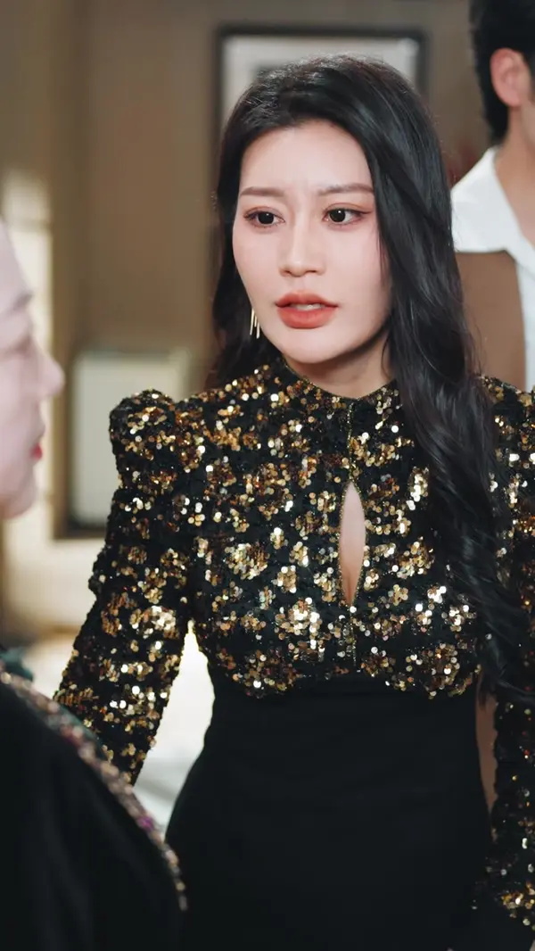 The Heiress Returns at Forty(Dubbed)