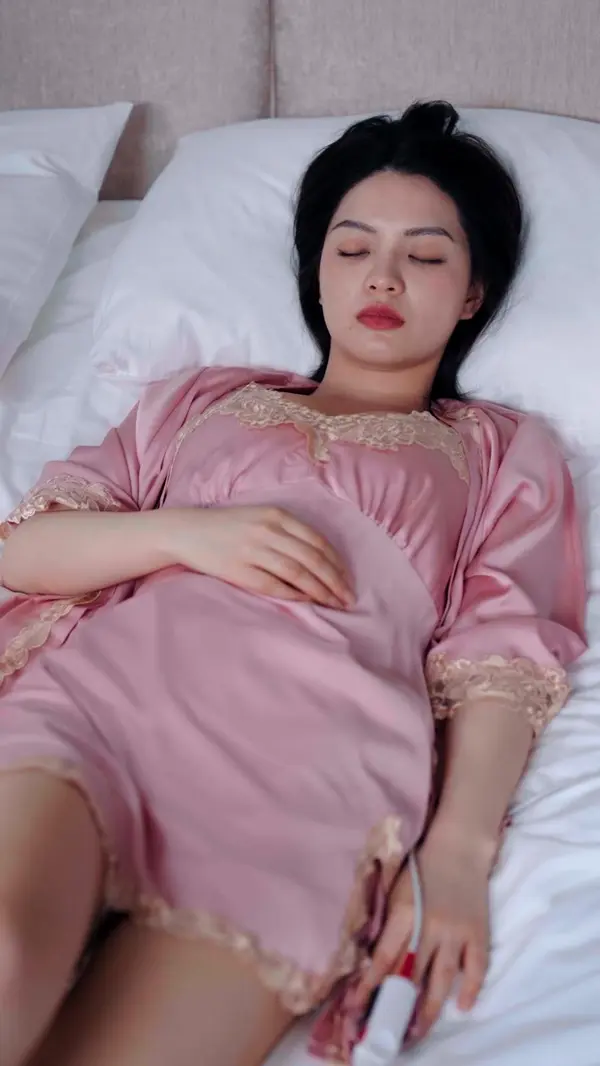 Accidentally Married a Sleeping Beauty(Dubbed)
