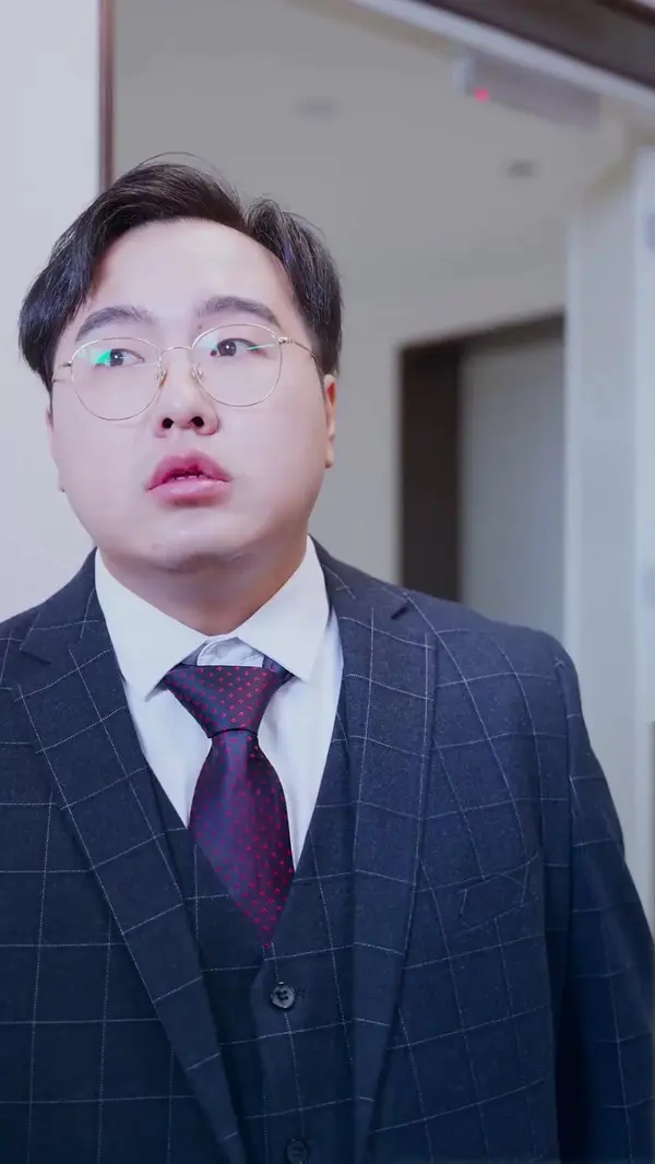 Guard Dad, Secret Billionaire(Dubbed)