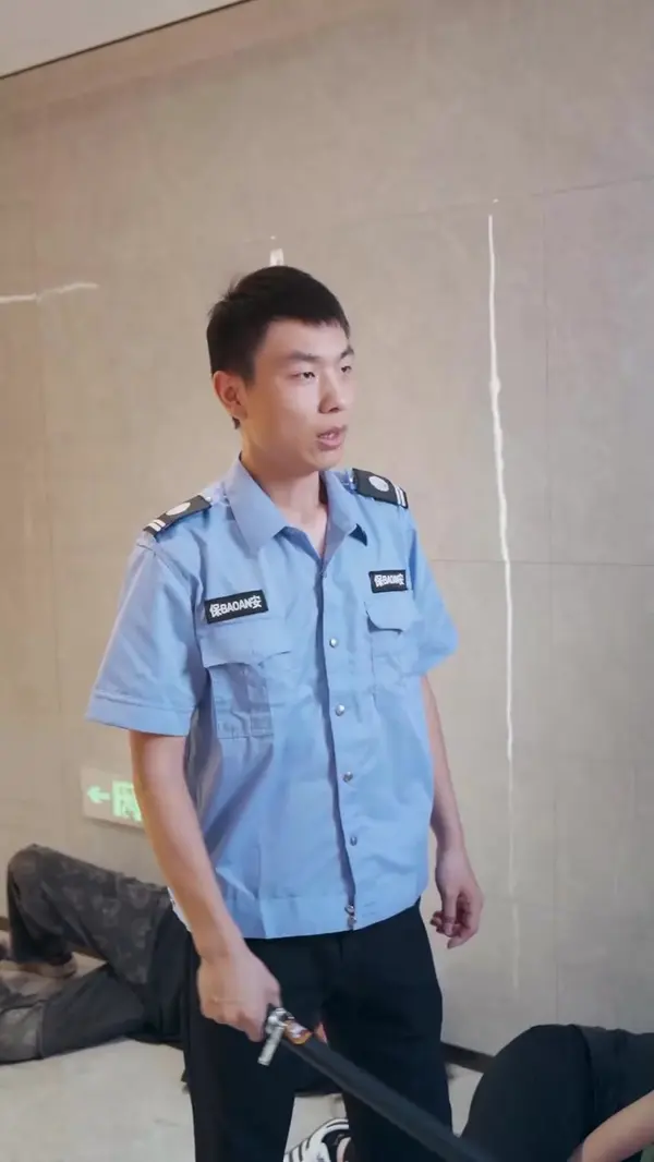 Guard Dad, Secret Billionaire(Dubbed)