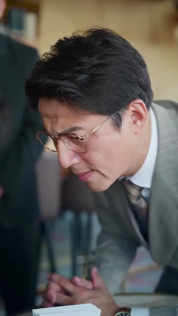 Guard Dad, Secret Billionaire(Dubbed)