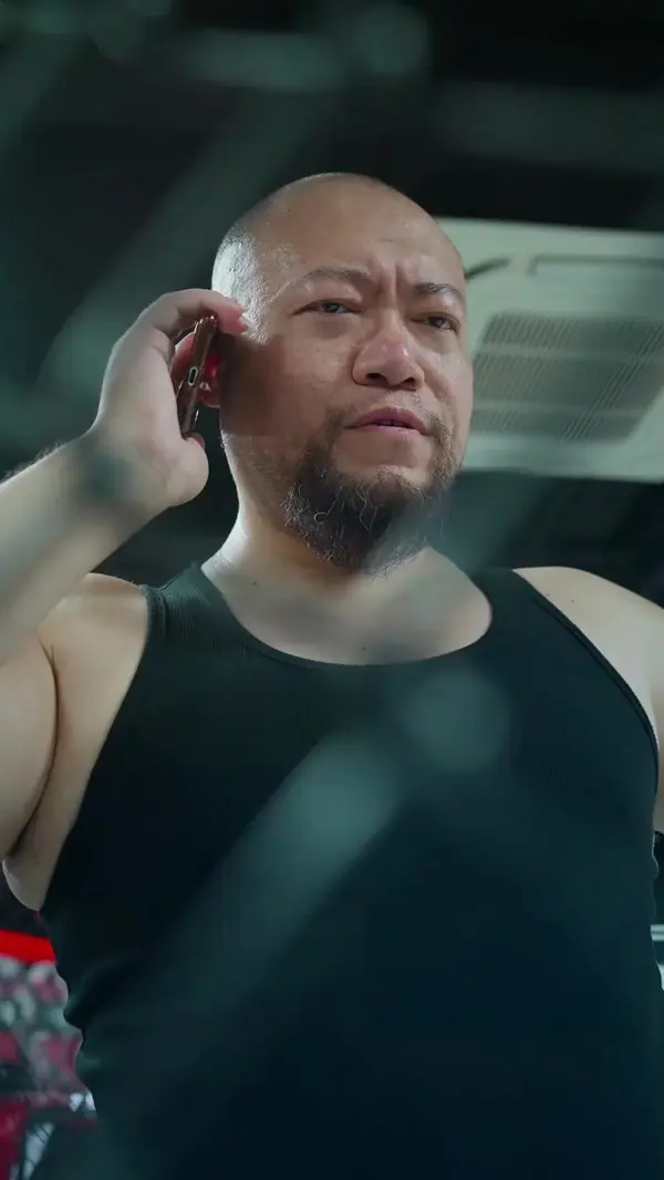 Guard Dad, Secret Billionaire(Dubbed)