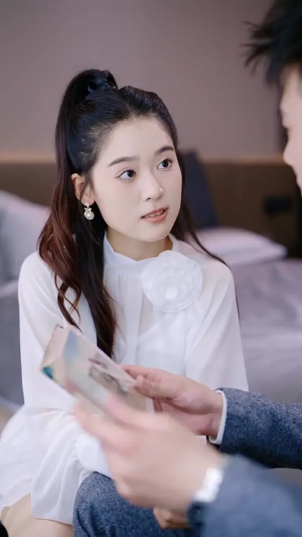 Addicted to Her: The CEO's Spoiled Darling(Dubbed)