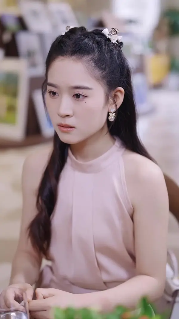 Addicted to Her: The CEO's Spoiled Darling(Dubbed)