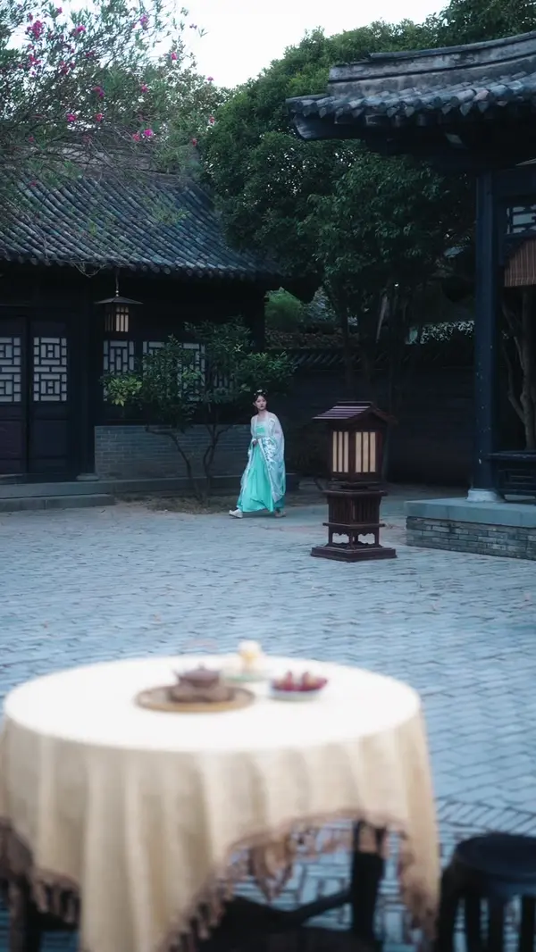 From Farmer to Empress's Husband(Dubbed)