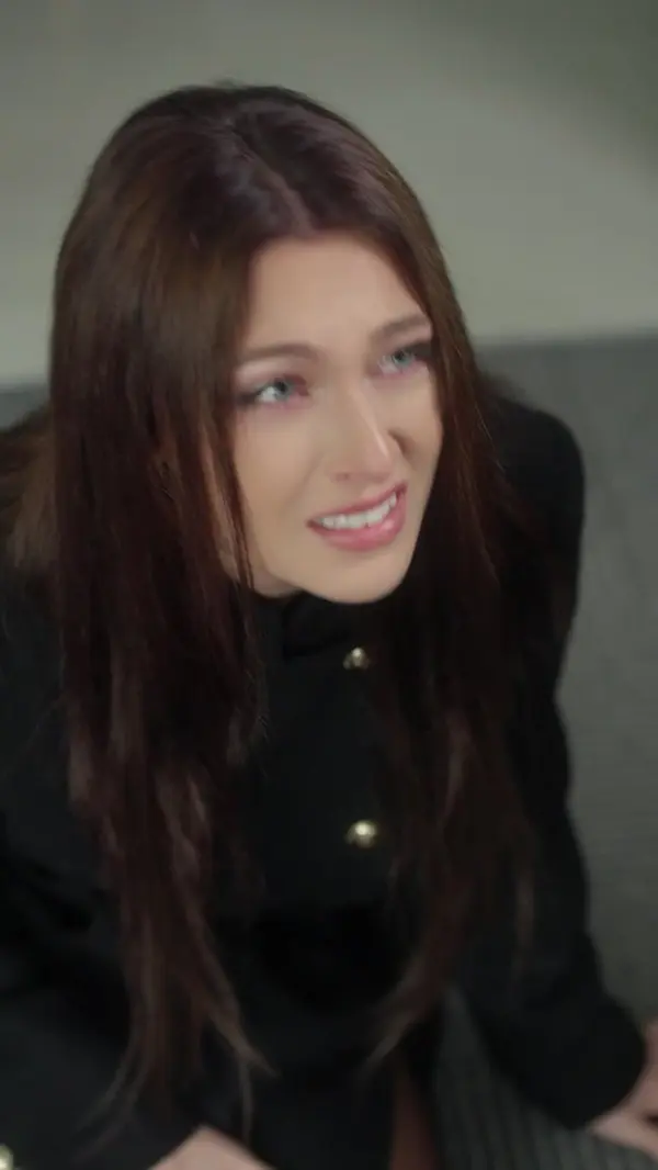 Married to a Billionaire Stranger