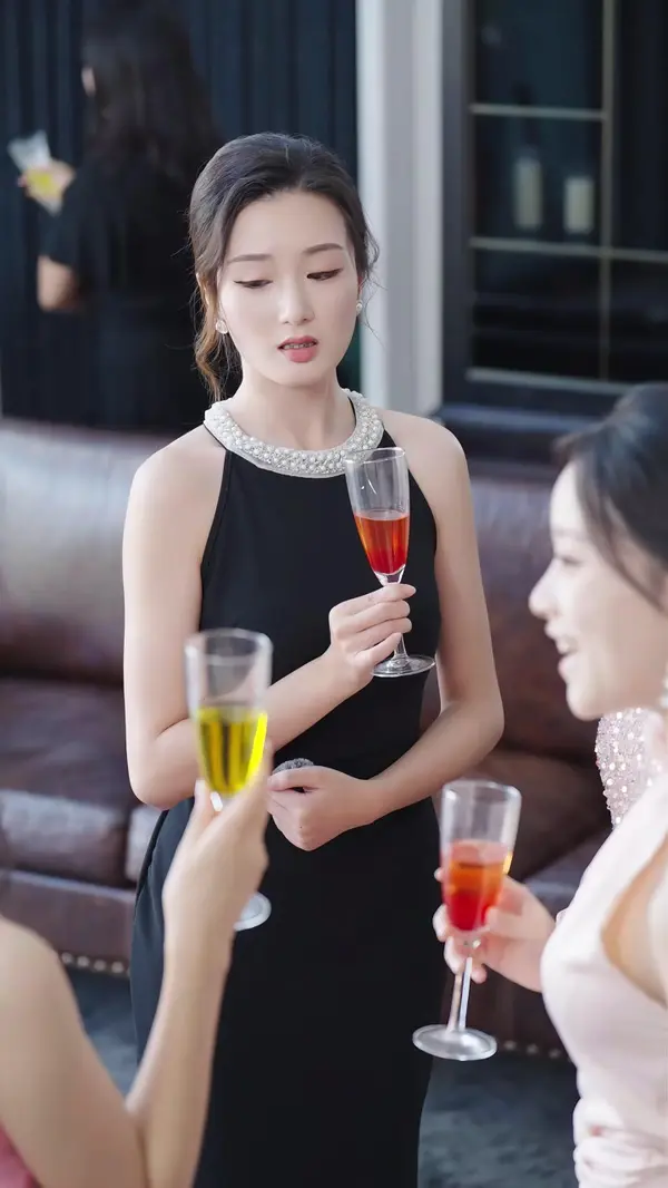 The Lost Heiress They Cherish