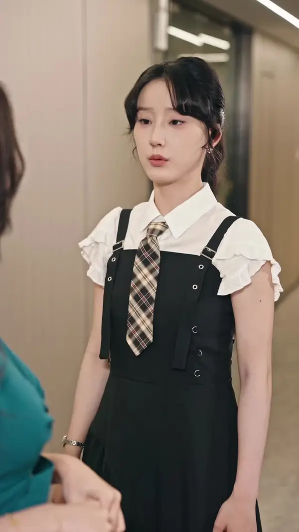 The Billionaire's Exclusive Maid(Dubbed)