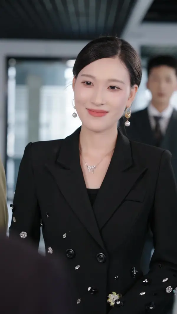 The Billionaire Heir She Dumped(Dubbed)
