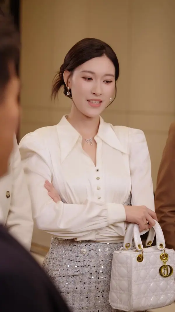 The Billionaire Heir She Dumped(Dubbed)