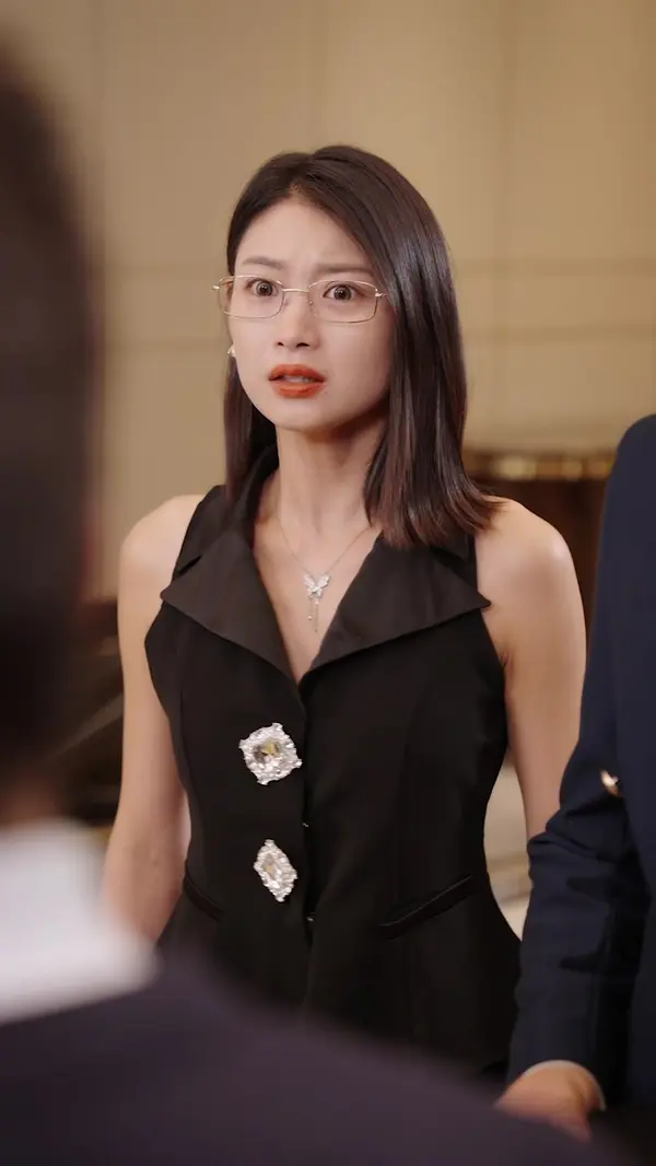 The Billionaire Heir She Dumped(Dubbed)