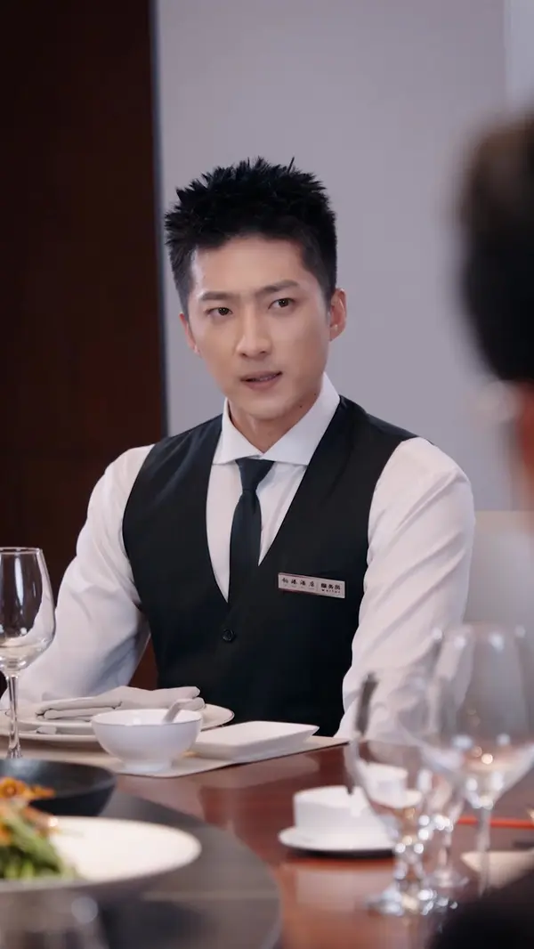 The Billionaire Heir She Dumped(Dubbed)