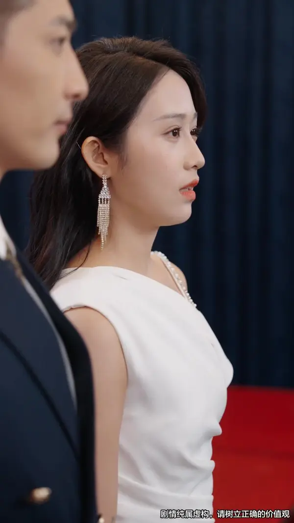 The Billionaire Heir She Dumped(Dubbed)