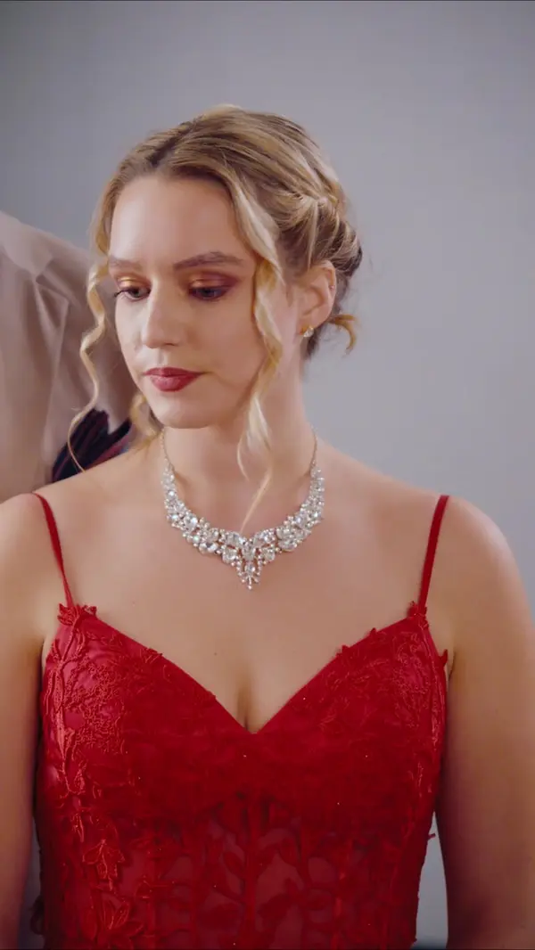The Mayor's XXL Wife: Her Stunning Return