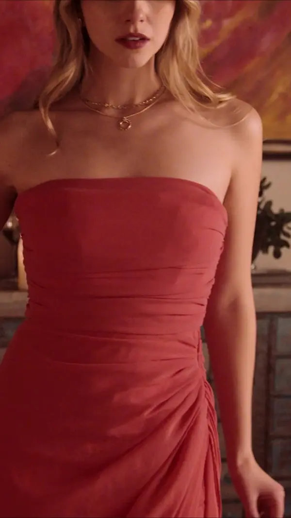 The Mayor's XXL Wife: Her Stunning Return